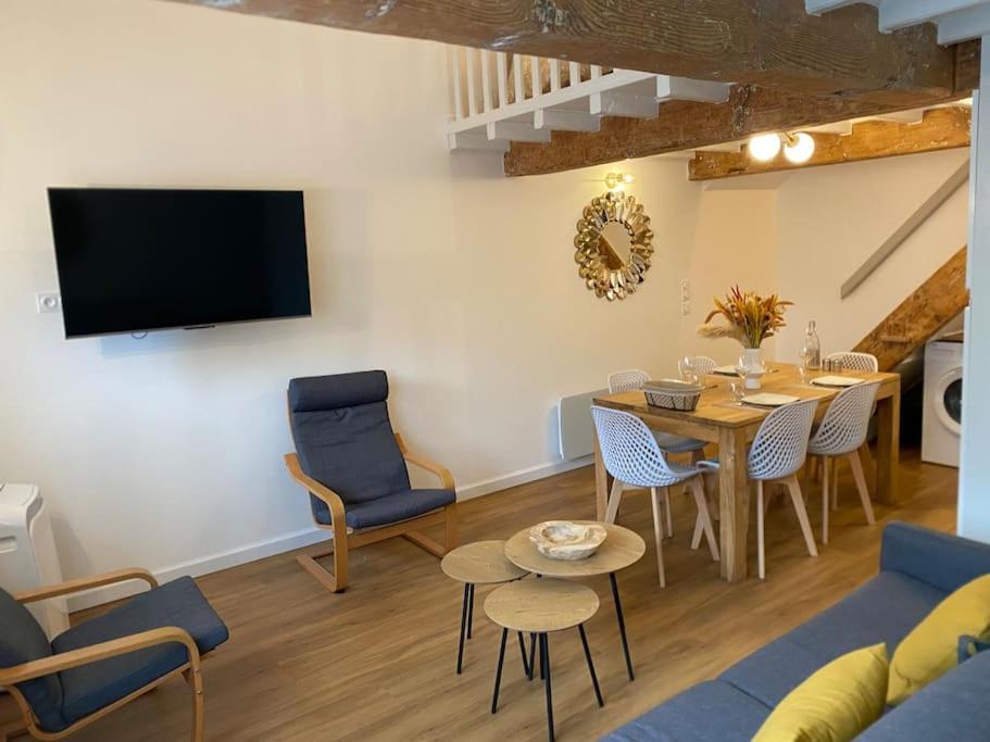 Charmant Appartement - Proche Chateau Cite Carcassone Kültér fotó